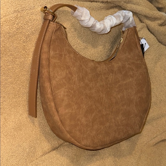 4th & Reckless Una Faux Suede Crescent Bag Shoulder Purse Brown Tan NEW Medium - Picture 5 of 10
